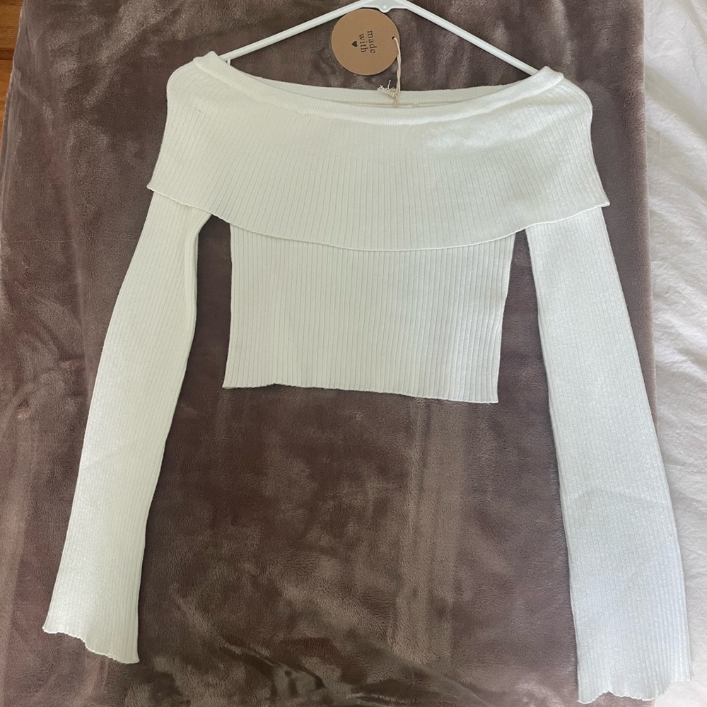 Honey Punch White Crop Top with Off-Shoulder Design